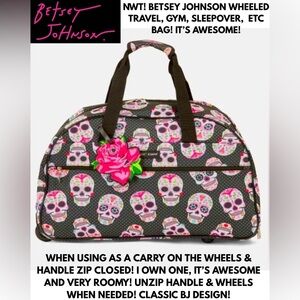 BETSEY JOHNSON BAG! TURNS INTO A TRAVEL ROLLING BAG! I USE ONE MYSELF, I ❤️! 5⭐️